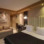 Alpina & - Restaurant Oxalis Ξενοδοχείο 3*