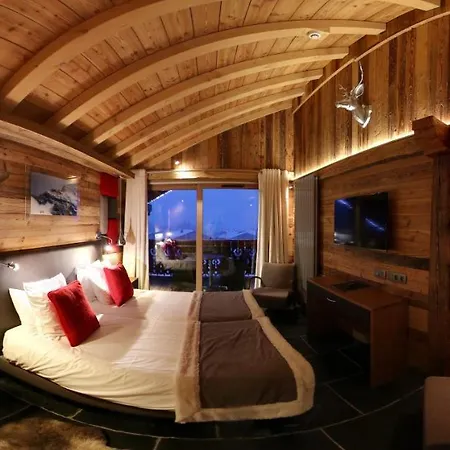 Ξενοδοχείο Alpina & - Restaurant Oxalis