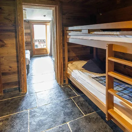 Hotell Alpina 3*
