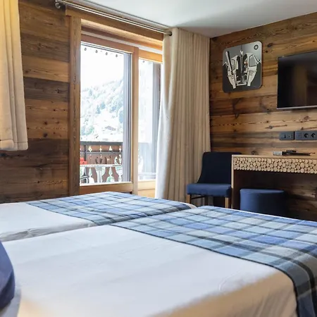 Hotell Alpina Les Gets