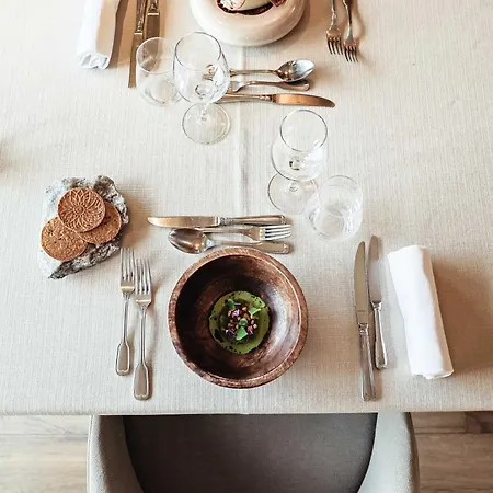 Alpina & - Restaurant Oxalis מלון 3*