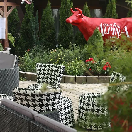 Alpina & - Restaurant Oxalis מלון