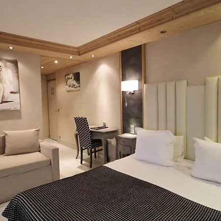 Hotell Alpina Les Gets